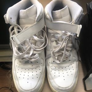 Nike Air Force ones mids white on white